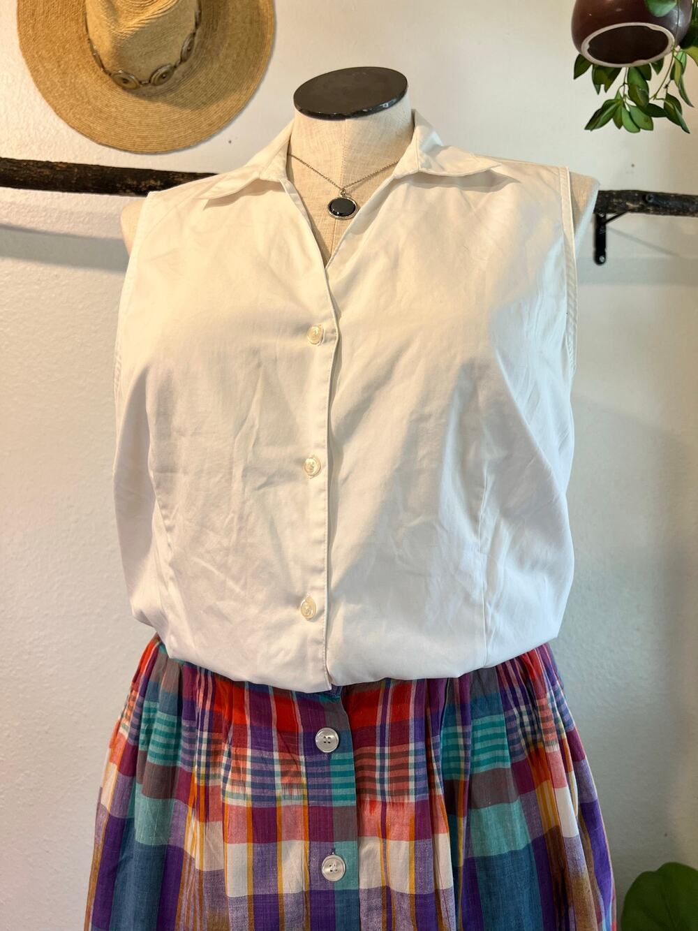 Vintage 90s White Cotton Classic Collar Sleeveless Button Front Blouse Size 1X